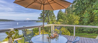 Mt. Rainier View Beach House