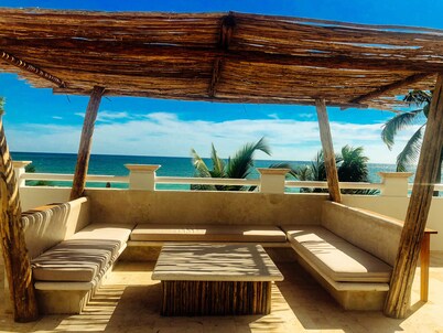 Tulum beachfront 20min from hotel zone<br>Housekeeping-amazing food