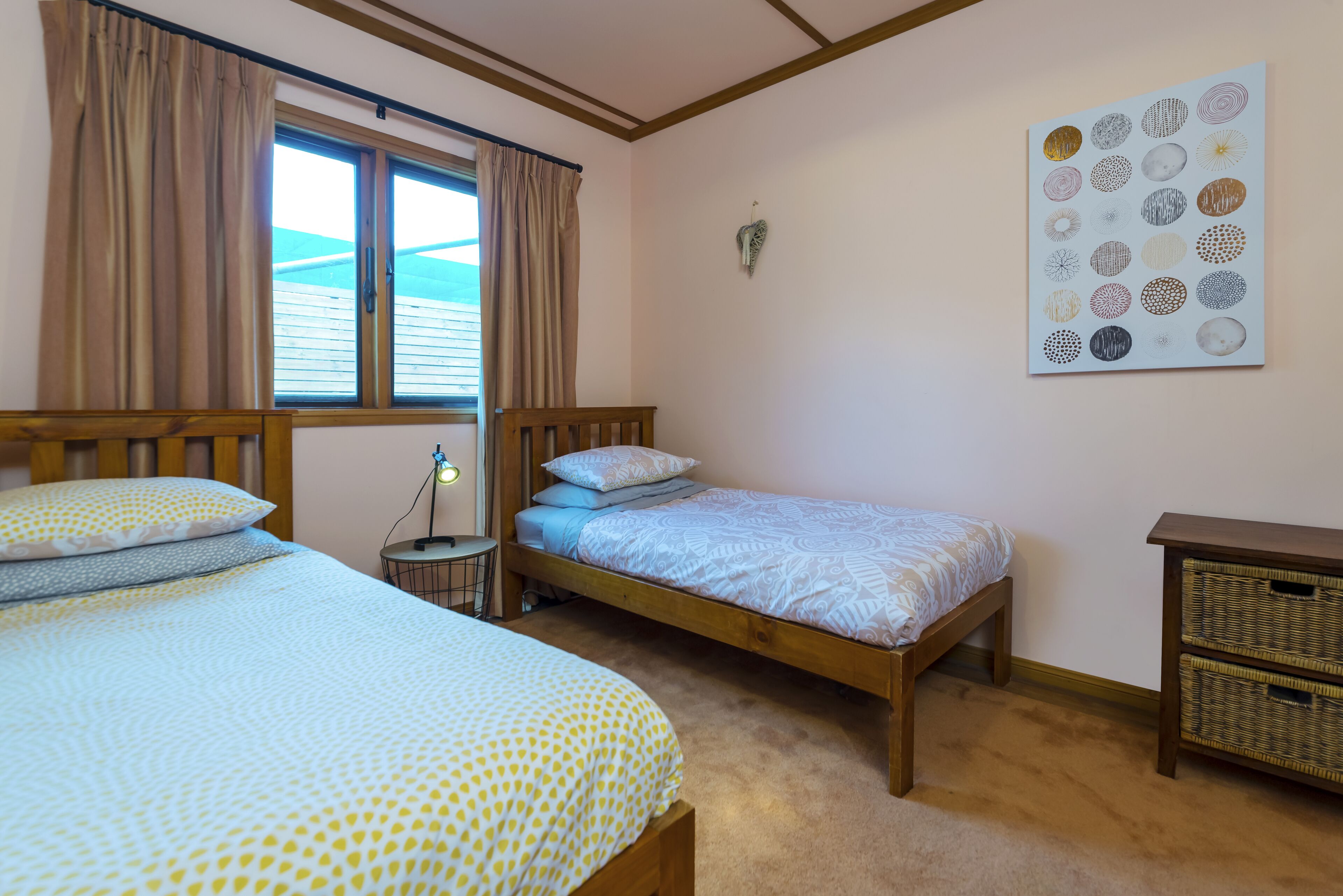 A lovely rustic cottage with all the modern conveniences — image 21