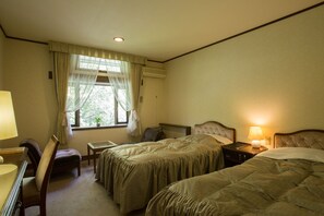 Zweibettzimmer | Minibar, kostenlose Zustellbetten, kostenloses WLAN