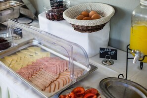 Breakfast area - Blue Dream Hotel (Rethymno)