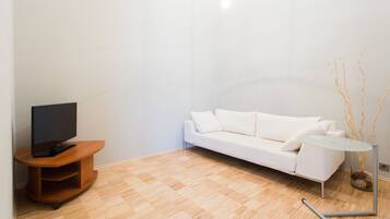 Apartment | Wohnzimmer | Fernseher