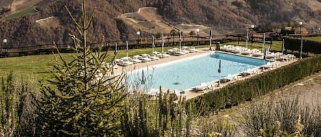 Seasonal outdoor pool