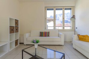 Apartment, 2 Bedrooms, Non Smoking | Living area - Appartamento Don Rodrigo (Lecco)