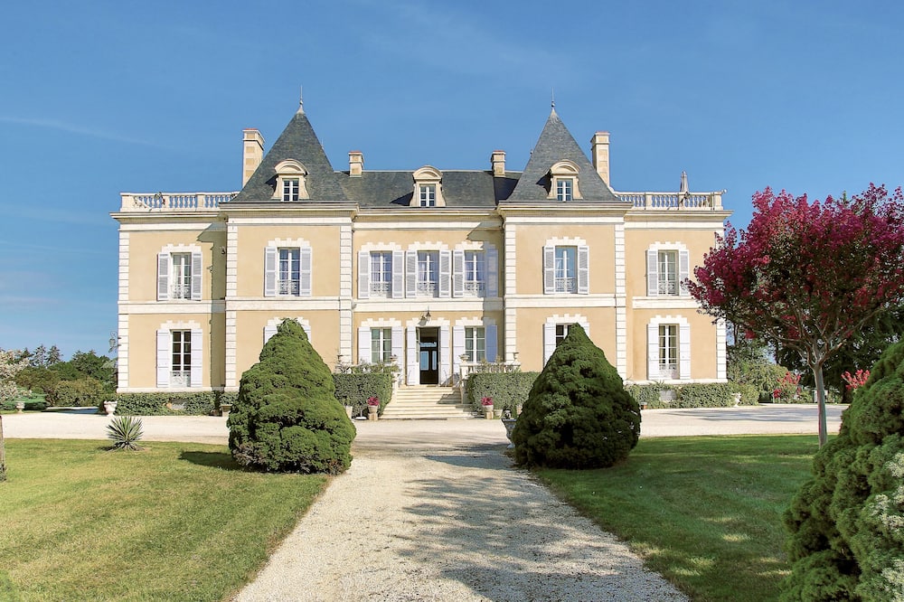 Domaine De Pouzelande B&B