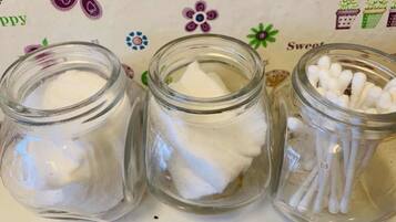 Shower, free toiletries, hair dryer