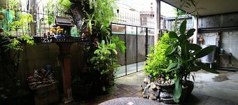 Anurak Guesthouse