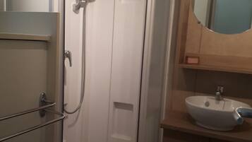 Chalet (Gitotel) | Bathroom | Towels