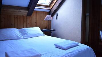 Kostenlose Babybetten, kostenloses WLAN, Bettwäsche