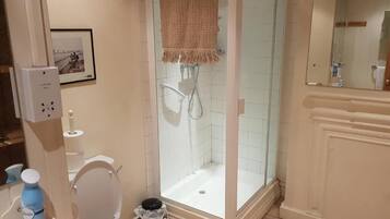 Shower, free toiletries, hair dryer, towels