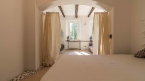 Apartment, 1 Bedroom | 1 bedroom, cots/infant beds, free WiFi, bed sheets - Lungolago Holiday Home (Lecco)