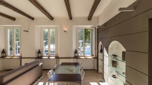 Apartment, 1 Bedroom | In-room dining - Lungolago Holiday Home (Lecco)