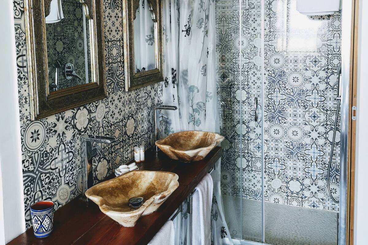 Chambre Deluxe double, vue sur la mer (Tramuntana) | Minibar, coffre-fort, système d’insonorisation, accès au Wi-Fi (inclus)