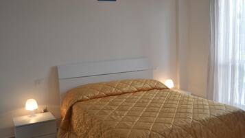 Desk, free cribs/infant beds, rollaway beds, bed sheets