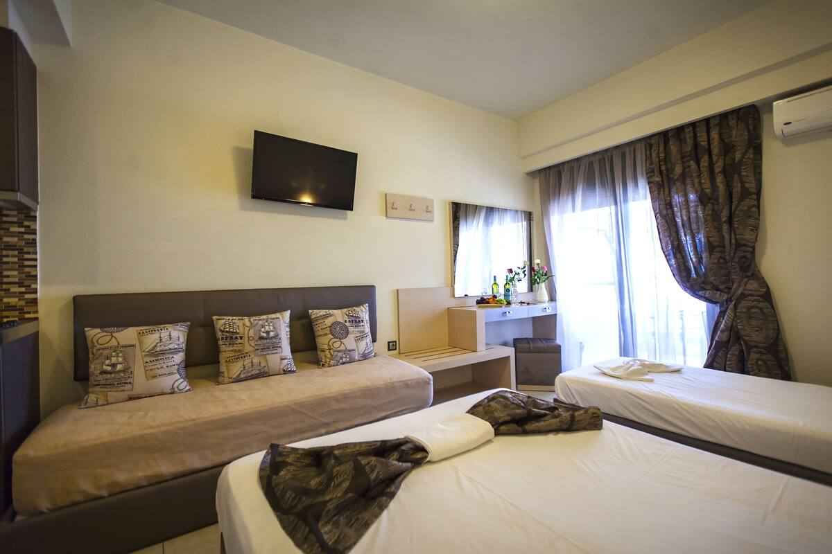 Studio, Sea View (3 adults) | In-room safe, desk, soundproofing, iron/ironing board (on request)