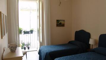 Deluxe Room | Desk, blackout drapes, iron/ironing board, free WiFi