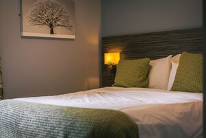 Dubbelrum - privat badrum | Gratis wi-fi och sängkläder