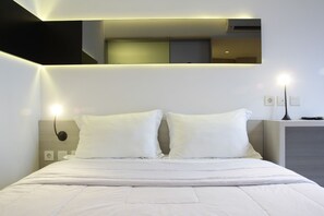 Unclassified image, 4 of 23, button - Tujutiga Suites (Jakarta)