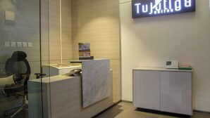 Lobby - Tujutiga Suites (Jakarta)