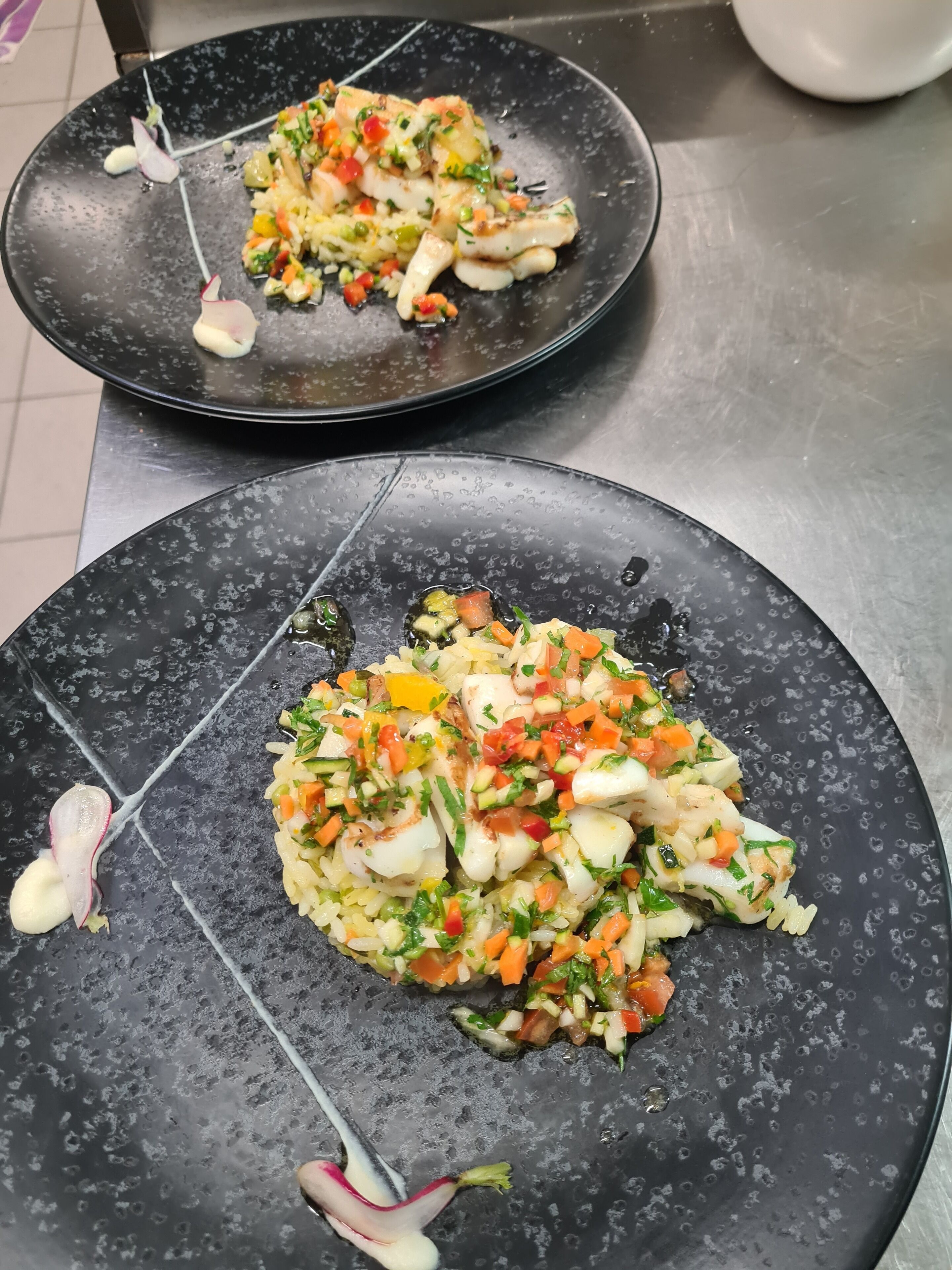 breakfast, lunch, dinner served; french cuisine