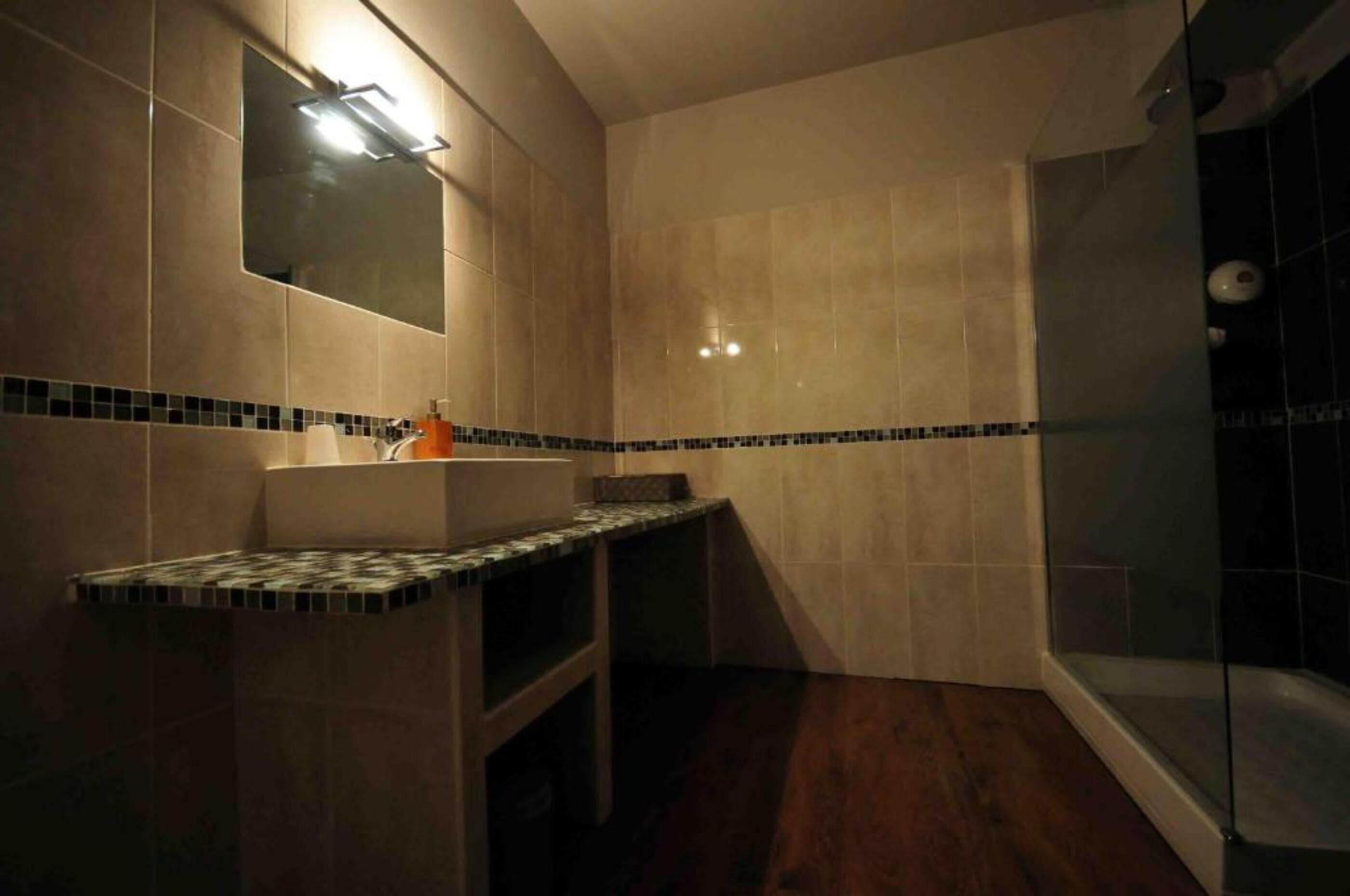 comfort twin room, non smoking | bathroom | shower, free toiletries, hair dryer, towels