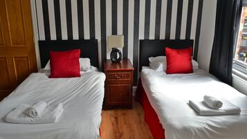 Iron/ironing board, free WiFi, bed sheets