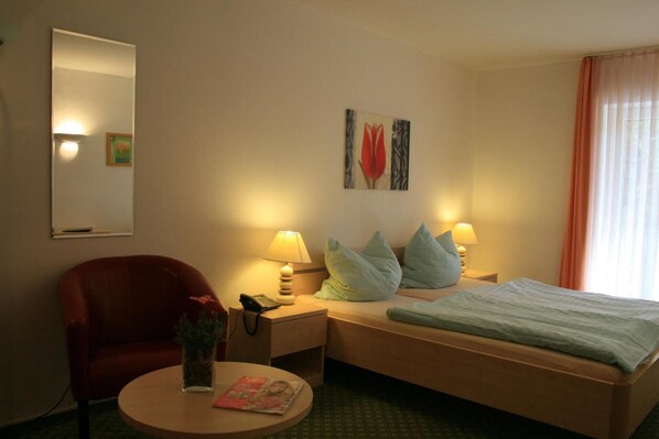 In-room safe, desk, iron/ironing board, free WiFi
