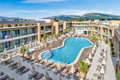 White Olive Elite Laganas - All Inclusive