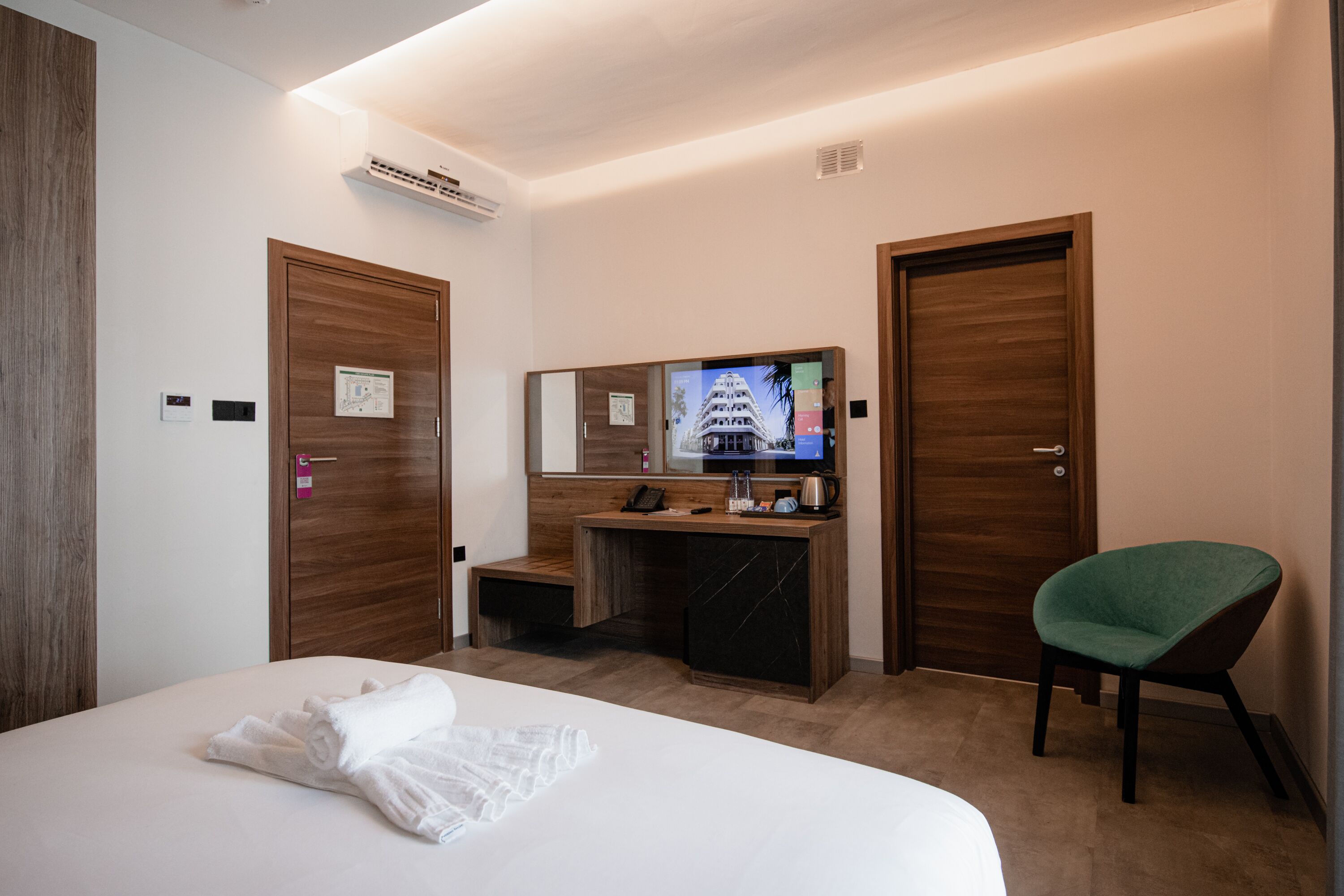 premium bedding, memory-foam beds, in-room safe, individually decorated