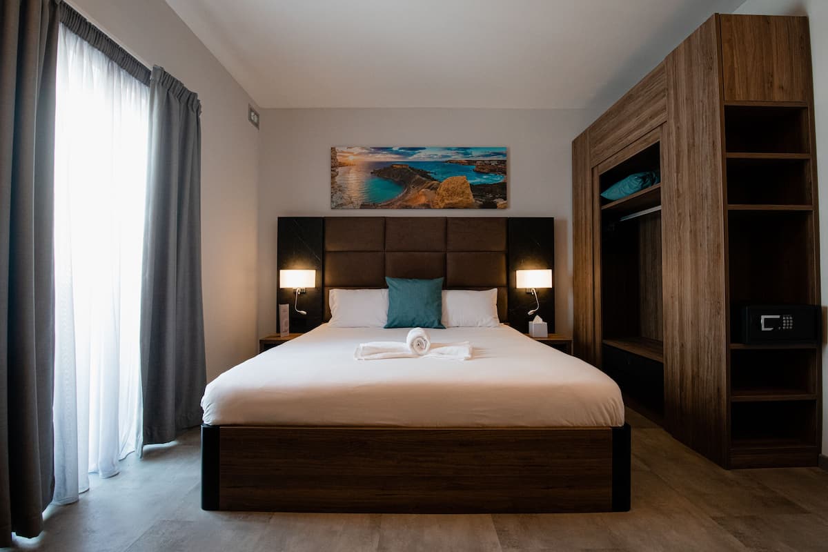 1 chambre, literie de qualité supérieure, matelas mémoire de forme