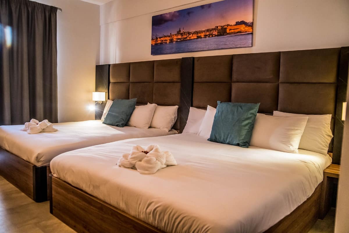 1 chambre, literie de qualité supérieure, matelas mémoire de forme