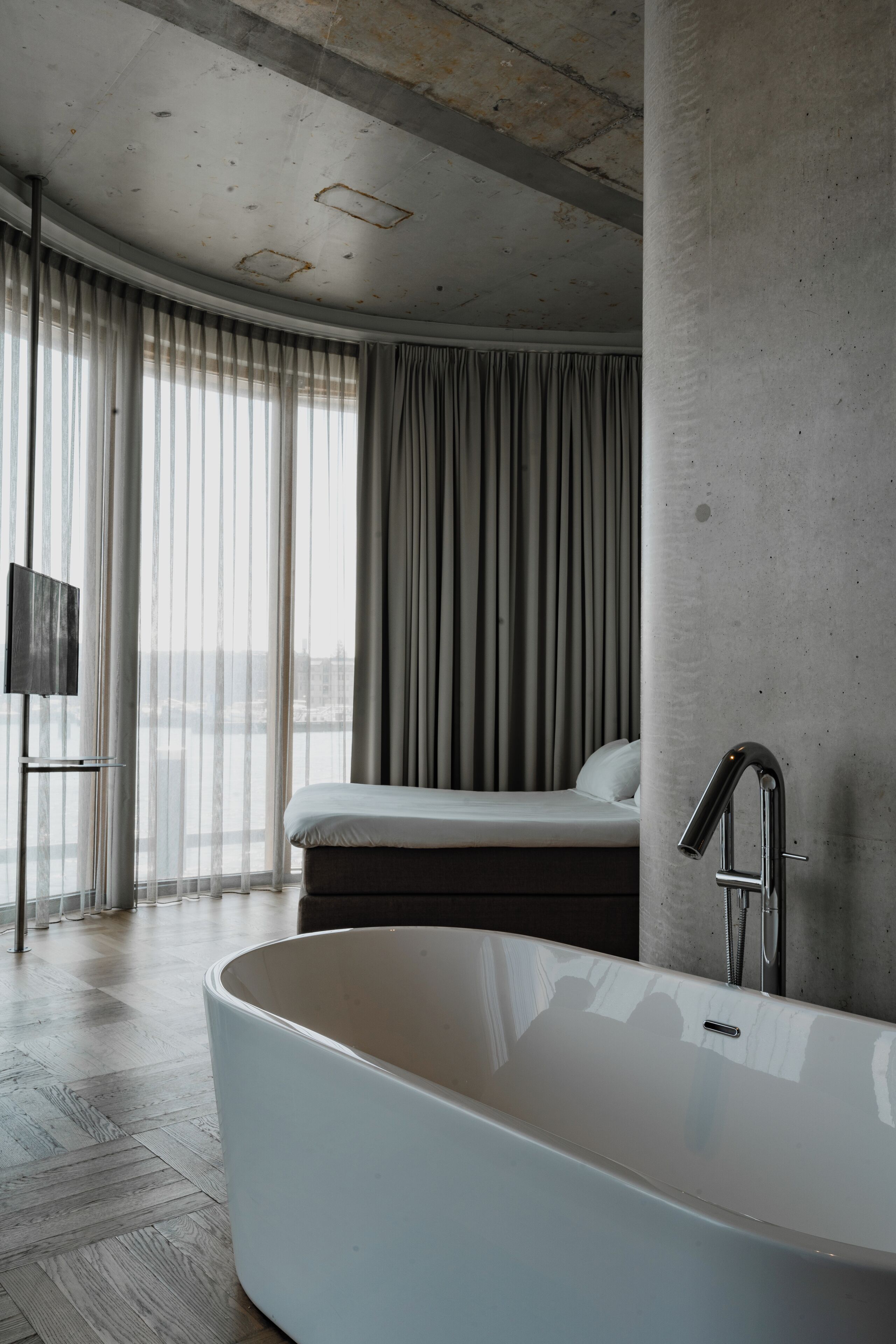 panoramic suite, 1 king bed, lake view | 1 bedroom, hypo-allergenic bedding, in-room safe, desk