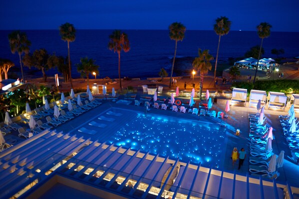 2 outdoor pools, pool umbrellas, sun loungers - Protur Bonamar Hotel - Adults Only (Son Servera)