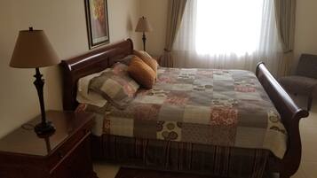 2 bedrooms, iron/ironing board, WiFi, bed sheets
