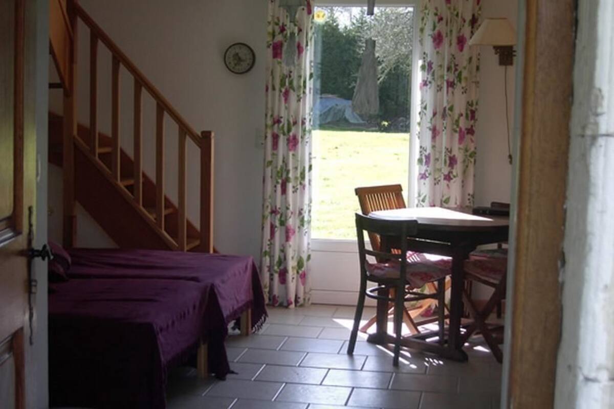 Duplex, Multiple Beds, Non Smoking | 1 bedroom, blackout drapes, iron/ironing board, cribs/infant beds