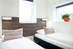 1 bedroom, blackout curtains, soundproofing, iron/ironing board