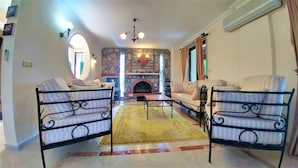 Villa | Living room - Papatya Villa by SoloVilla (Fethiye)