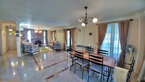 Villa | Oppholdsrom | LCD-TV