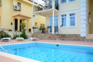 Outdoor pool - Bright Apartment by SoloVilla (Fethiye)