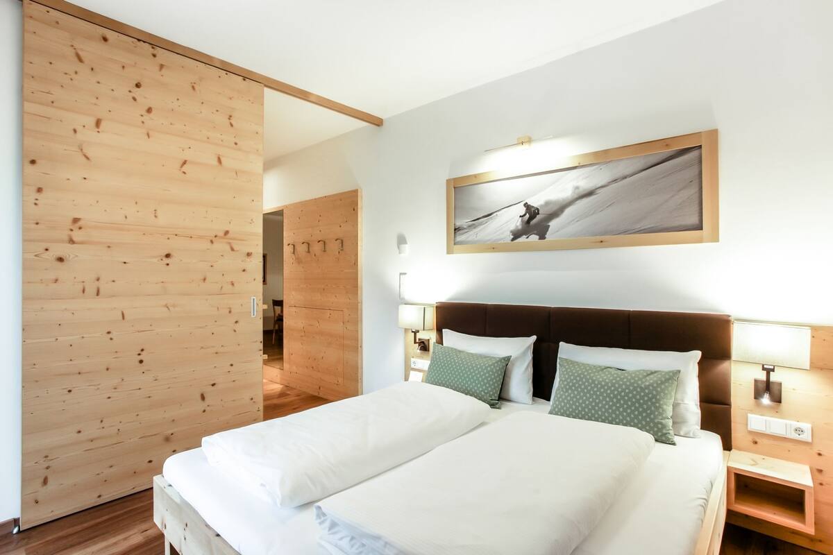 Apartment, 1 Schlafzimmer | Italienische Bettbezüge von Frette, Daunenbettdecken, Zimmersafe