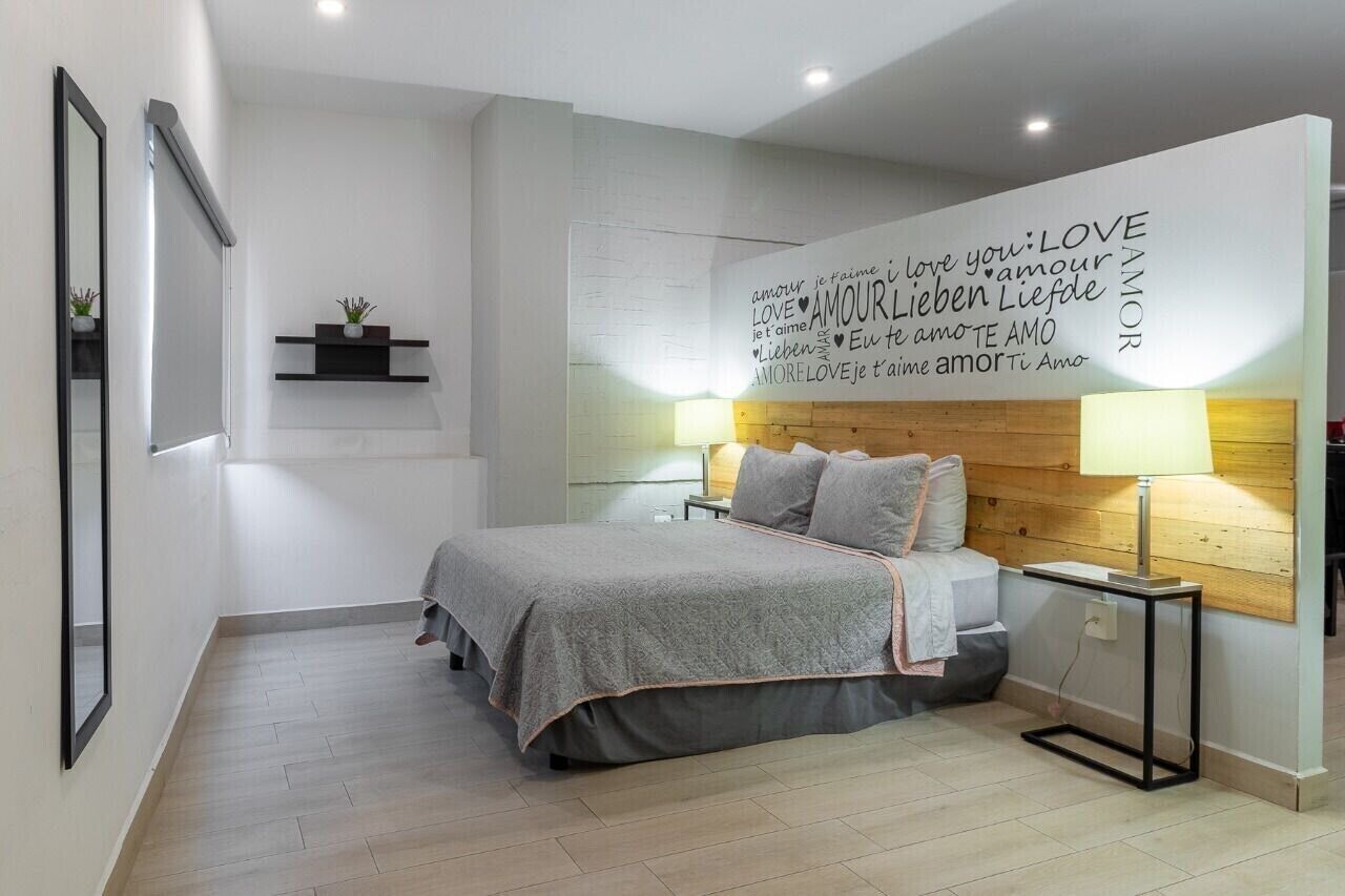 1 bedroom, iron/ironing board, internet, bed sheets