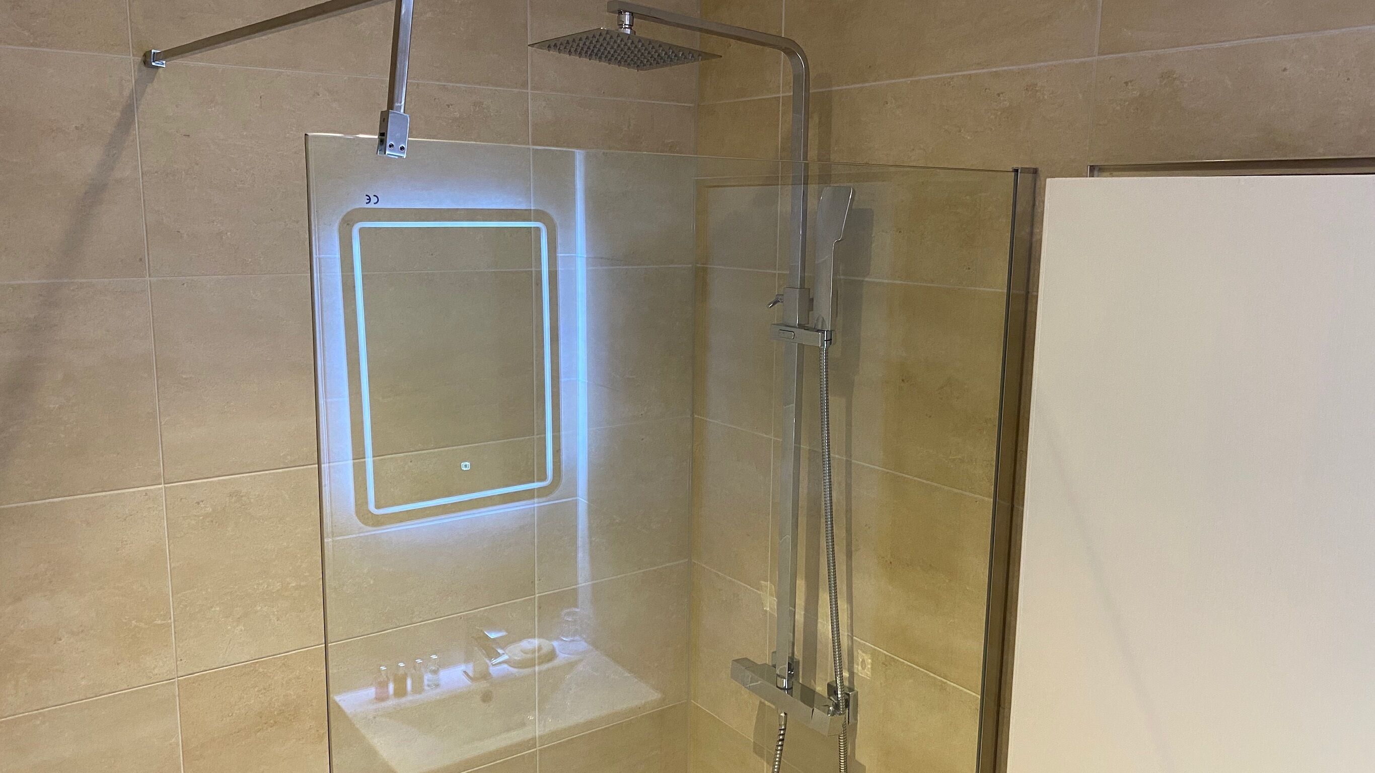 Photo - Winckley Stays