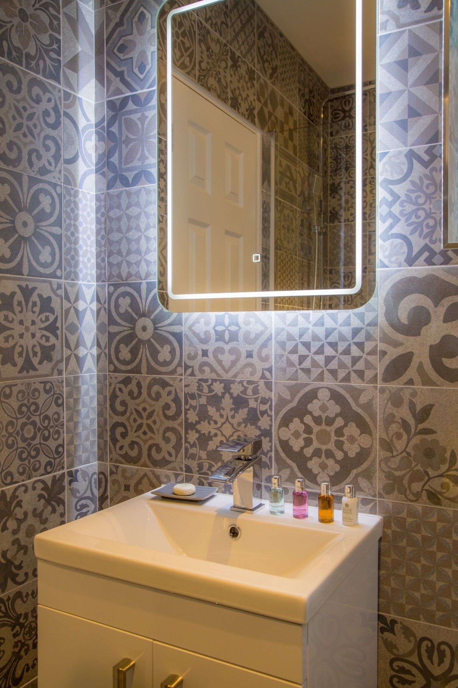 Photo - Winckley Stays