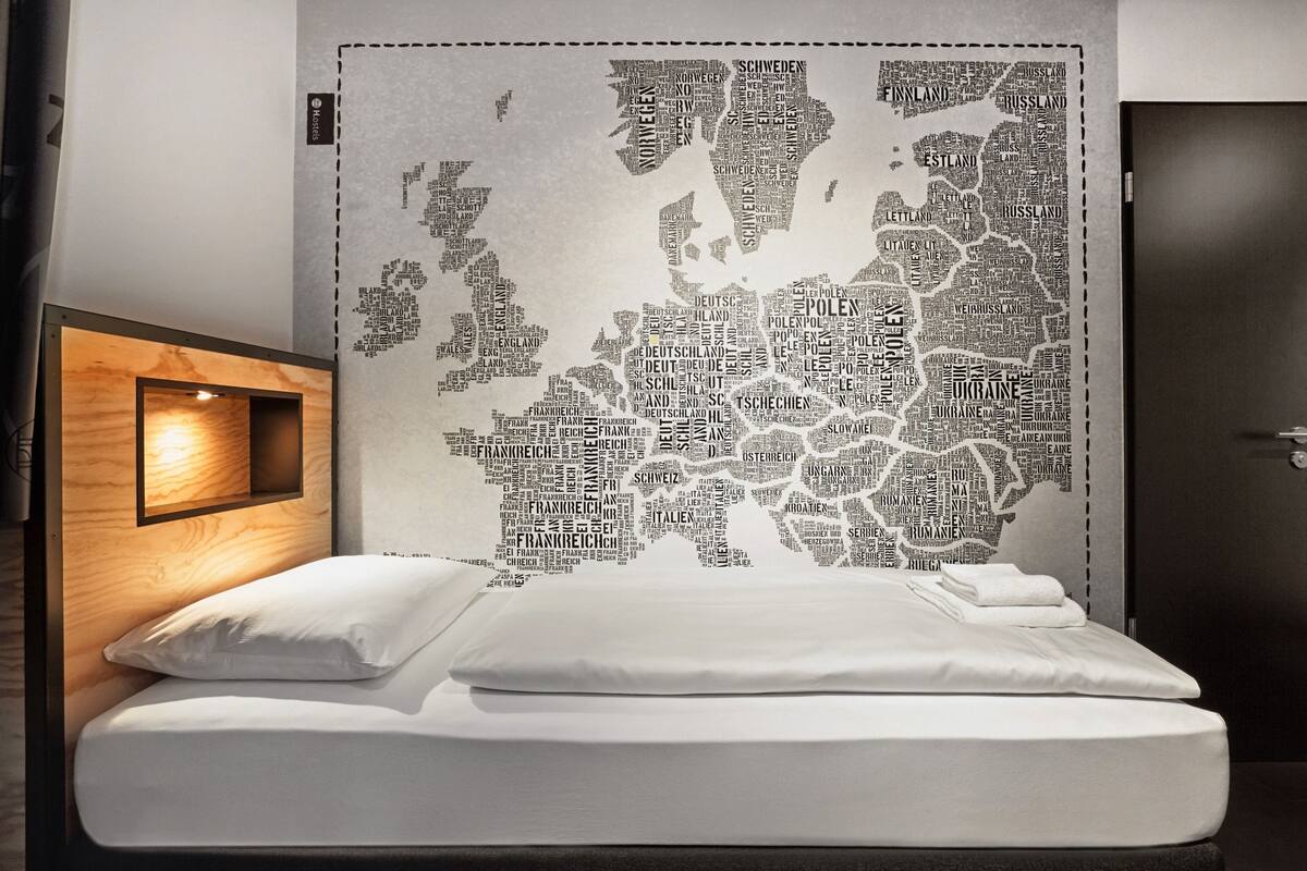 Premium bedding, soundproofing, free WiFi, bed sheets