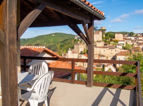 Homerez - House in Puy-l'Évêque