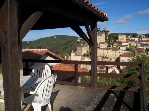 Homerez - House in Puy-l'Évêque