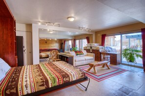 3 bedrooms, desk, iron/ironing board, WiFi