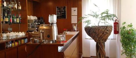 Desayuno continental incluido todos los días