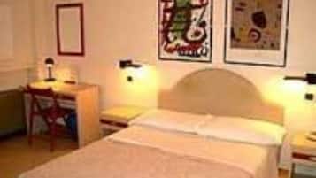 Quadruple Room, Multiple Beds, Non Smoking, Mountain View | Desk, free WiFi, bed sheets