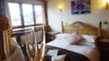 Iron/ironing board, free WiFi, bed sheets, wheelchair access